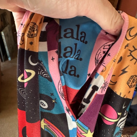 The Original Discontinued Dressed in LaLa 
Signature Print Pleated Wide Leg Pant - Picture 8 of 12